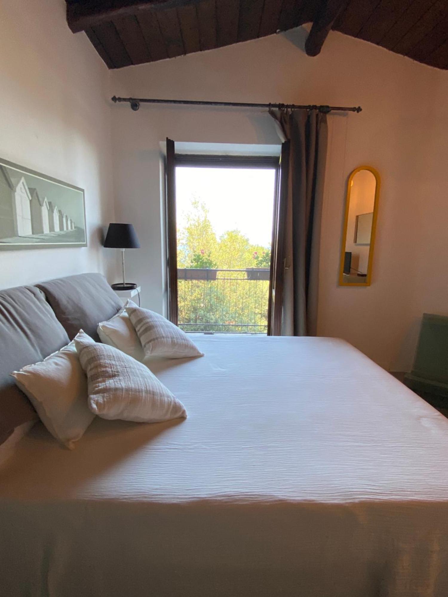 Maison Du Reve Scario Room photo